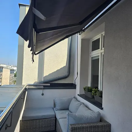 Sloneczna Kawalerka Abrahama Appartement *